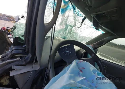 2004 Toyota Tundra Sr5 V8 z USA, uszkodzony, nr VIN 5TBRT34194S441253